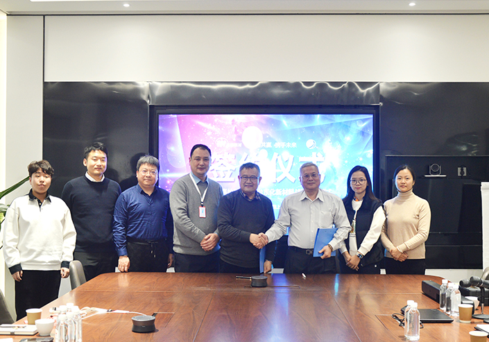 共創共赢，攜手未來(lái) | 東(dōng)化(huà)新材與惠柏新材簽署戰略合作(zuò)協議(yì)